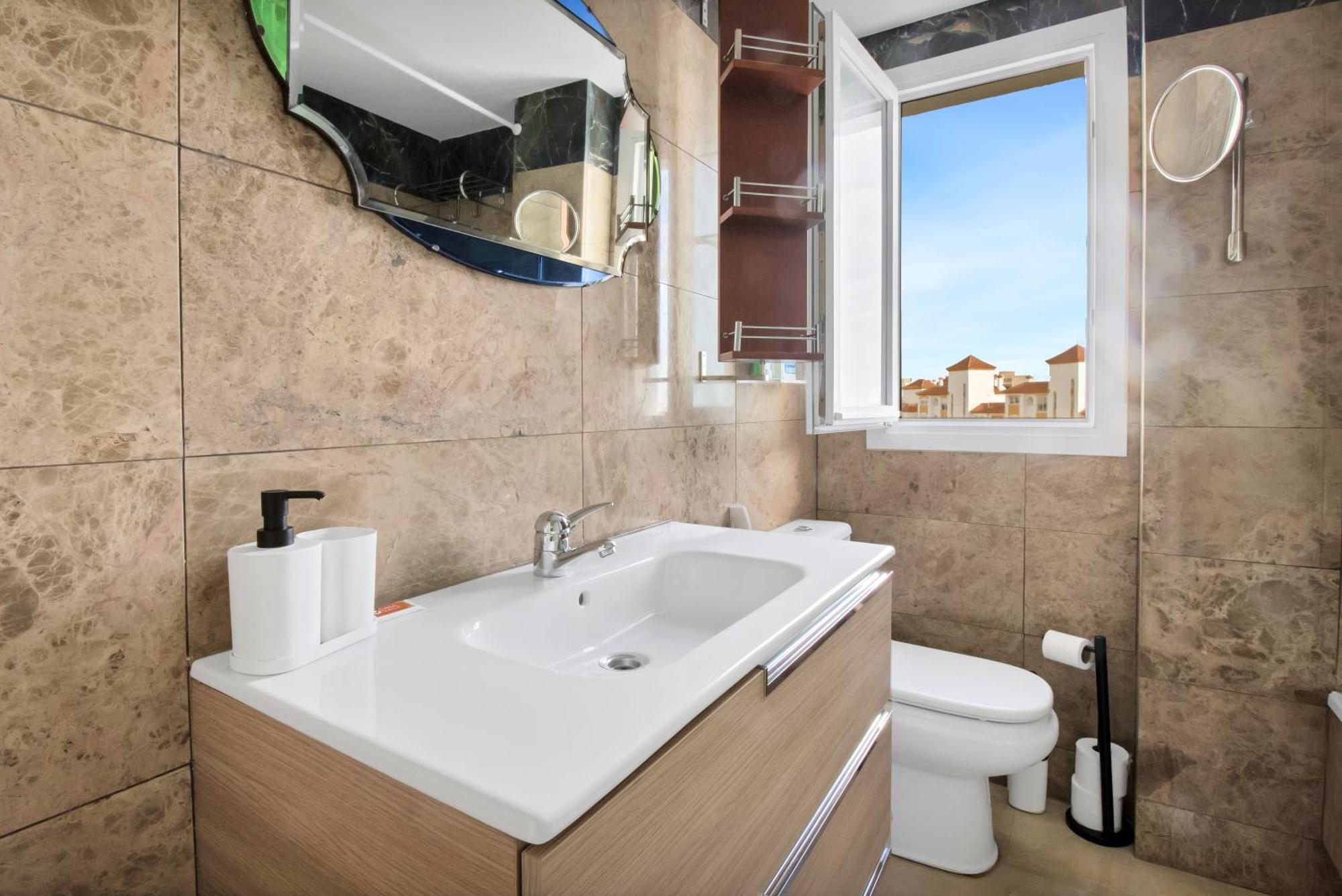 Estepona Puerto Blanco Appartement - Casa Valk ภายนอก รูปภาพ